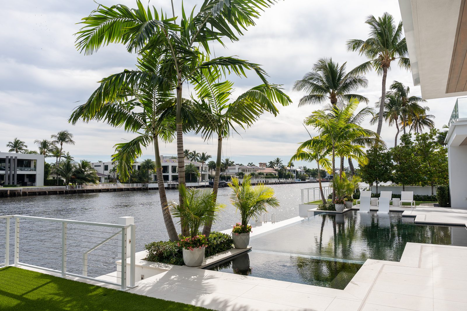Shaped hedging and lawn at a South Florida residence